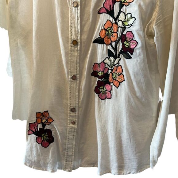 Cream Lightweight Semi Sheer Embroidered Snap Button Collared Shirt 42 - Picture 3 of 8